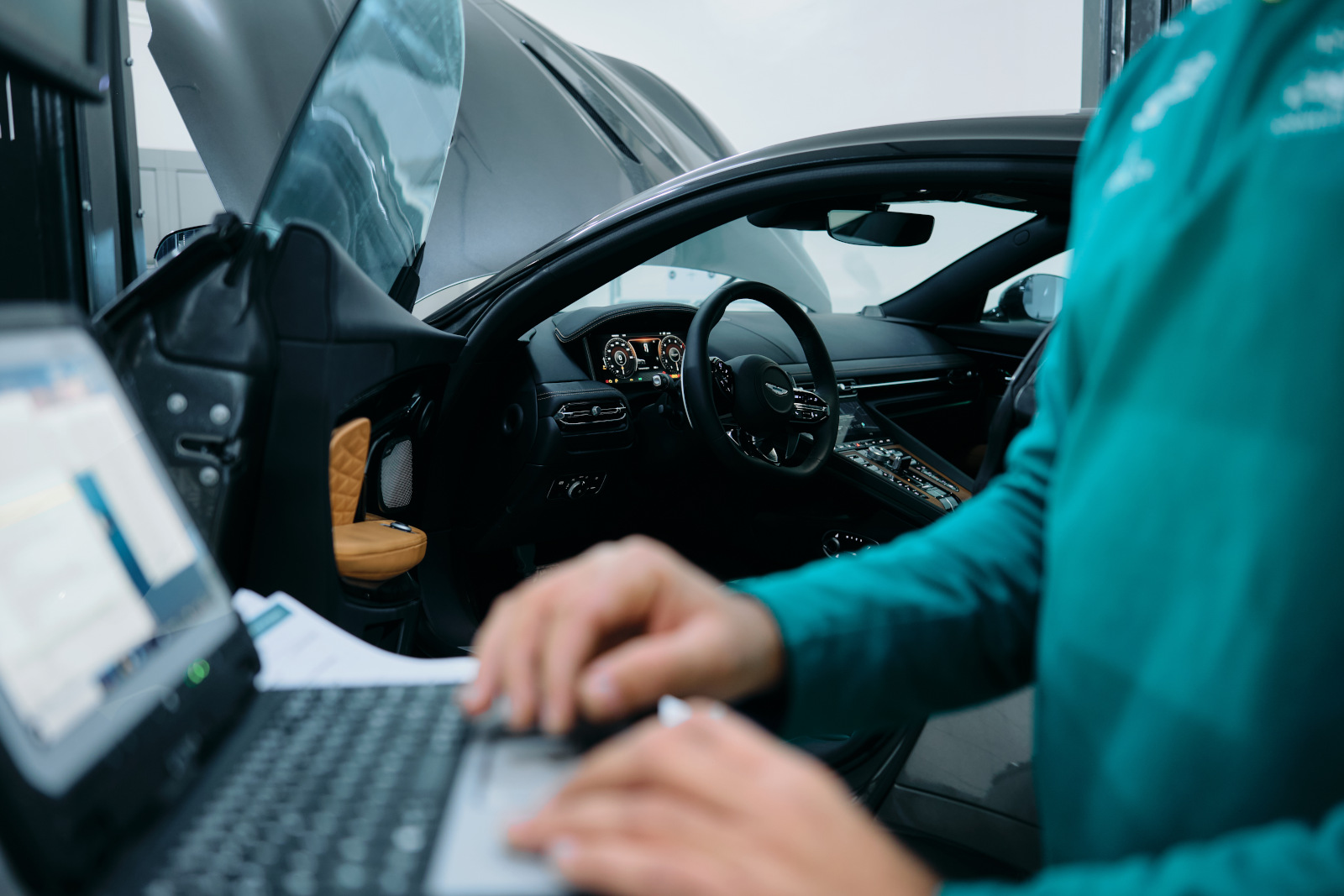 Aston Martin Service